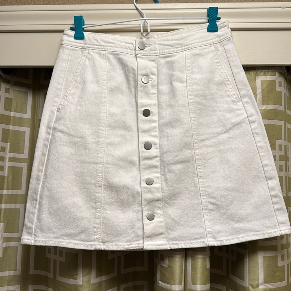 A New Day white jean skirt, size 8